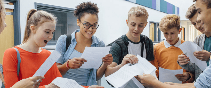 5 Sites Incontournables : Examens de Bac Français